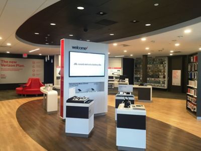 Cell Phone Store «Verizon», reviews and photos, 245 Radio Dr b, Woodbury, MN 55125, USA