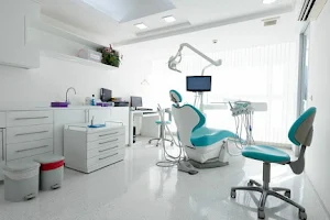 Usha Multi Speciality Dental Hospital & Implant Center image