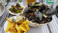 Moules-frites du Restaurant français Le Crech-Kerio à Île-de-Bréhat - n°1