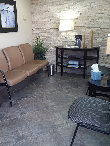 Auto Body Shop «Glenbard Auto Body», reviews and photos, 350 W Roosevelt Rd, Lombard, IL 60148, USA