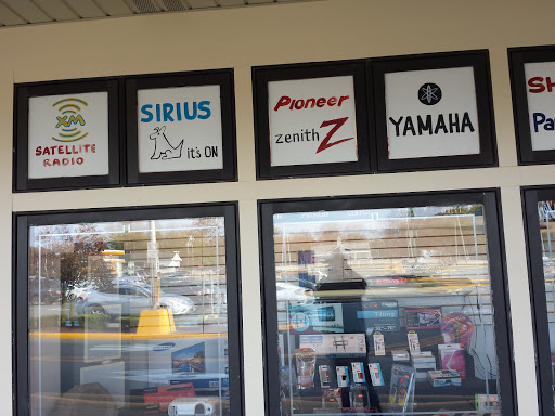 Shopping Mall «Airport Plaza Shopping Center», reviews and photos, 1390 NJ-36, Hazlet, NJ 07730, USA