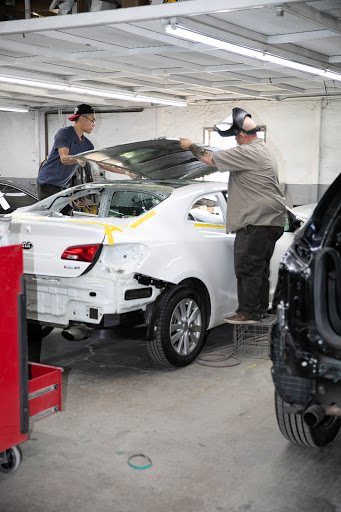 Auto Body Shop «Perry & Terry Autobody», reviews and photos, 1612 Teller St, Lakewood, CO 80214, USA