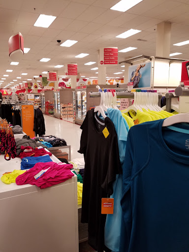 Department Store «Target», reviews and photos, 6700 Topanga Canyon Blvd, Canoga Park, CA 91303, USA