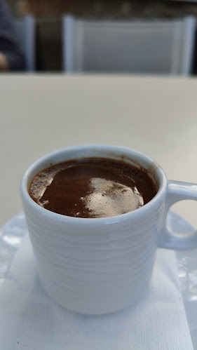 Opinii despre Thimeli All-Day Bar Restaurant în Κόνιτσα - Εστιατόριο