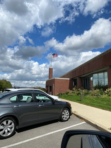 Post Office «United States Postal Service», reviews and photos, 1750 Ogden Ave, Naperville, IL 60540, USA