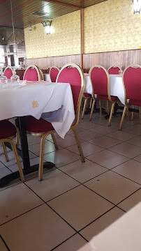 Atmosphère du Restaurant chinois Aux Délices de l'Orient à Saint-Denis - n°4