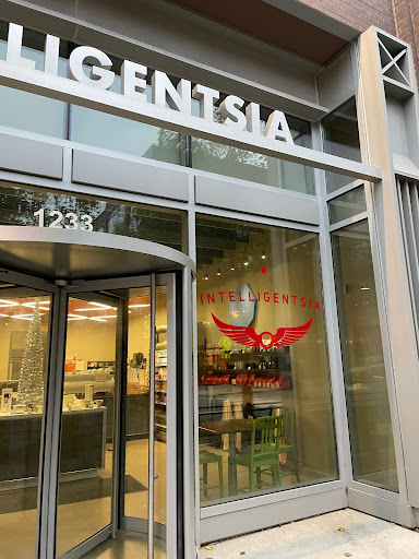 Coffee Shop «Intelligentsia Coffee Old Town Coffeebar», reviews and photos, 1233 N Wells St, Chicago, IL 60610, USA