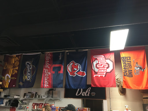 Grocery Store «Plum Market», reviews and photos, 13425 Snow Rd, Brook Park, OH 44142, USA