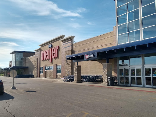 Grocery Store «Meijer», reviews and photos, 171 W Town Square Way, Oak Creek, WI 53154, USA