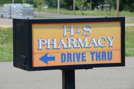 Doctor «H & S Pharmacy of Chapel Hill», reviews and photos, 4708 Nashville Hwy, Chapel Hill, TN 37034, USA