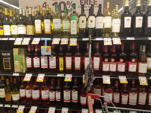 Grocery Store «Winn-Dixie», reviews and photos, 1060 Lakes Blvd, Lake Park, GA 31636, USA