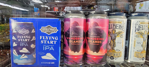 Liquor Store «Vas Foremost Liquors», reviews and photos, 2300 N Milwaukee Ave, Chicago, IL 60647, USA