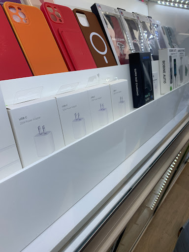 Cell Phone Store «Cellairis», reviews and photos, 2795 Chastain Meadows Pkwy NW, Marietta, GA 30066, USA