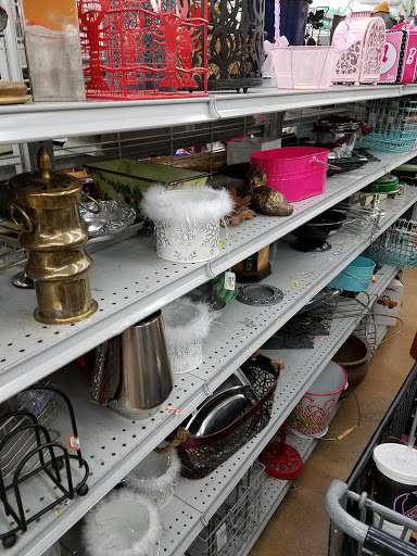 Thrift Store «Goodwill Store & Donation Center», reviews and photos, 675 N Euclid St, Anaheim, CA 92801, USA