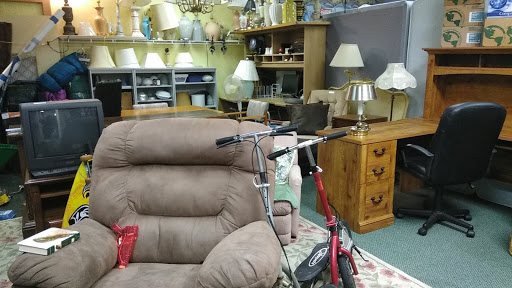 Thrift Store «To Every Nation Thrift Store», reviews and photos, 3300 43rd Ave, Vero Beach, FL 32960, USA