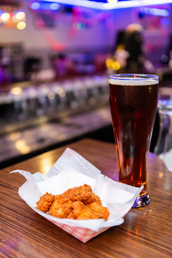 Bowling Alley «Country Lanes», reviews and photos, 30250 W Nine Mile Rd, Farmington Hills, MI 48336, USA