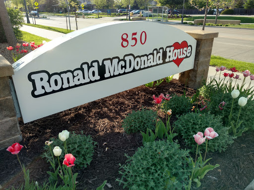 Lodging «Ronald McDonald House», reviews and photos