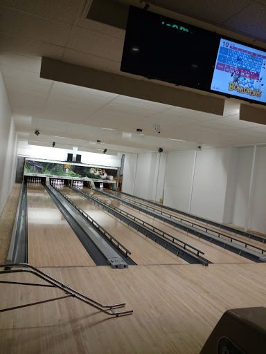 Bowling Alley «Clinton Lanes», reviews and photos, 529 High St, Lock Haven, PA 17745, USA