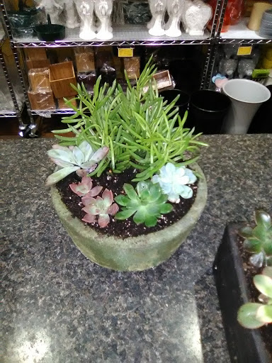 Florist «Bumblebee Blooms Flower Boutique», reviews and photos, 135 N Sierra St a, Reno, NV 89501, USA