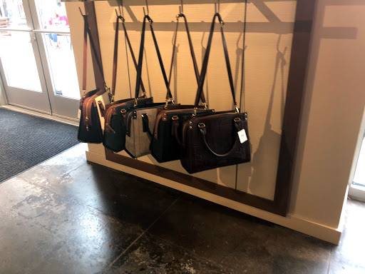 Watch Store «Fossil Outlet Store», reviews and photos, 18521 Outlet Blvd #725, Chesterfield, MO 63005, USA