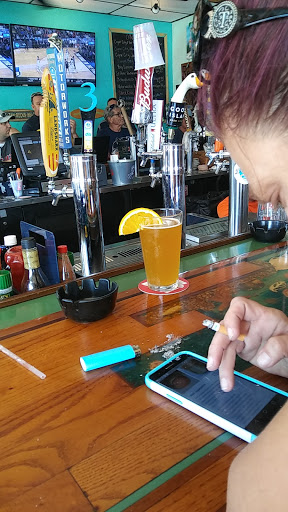 Bar & Grill «18 on the Rocks», reviews and photos, 2405 Gulf Blvd, Indian Rocks Beach, FL 33785, USA