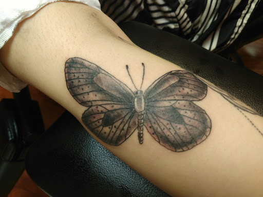 Tattoo Shop «Elite Ink Tattoo Studios», reviews and photos, 8602 N Telegraph Rd, Dearborn Heights, MI 48127, USA