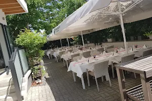 Restaurant Rosengarten image