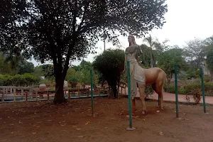 Mudiyarasan Salai Park - Greater Karaikudi Municipality image