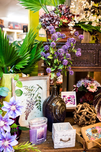 Florist «Ye Olde Daisy Shoppe Inc», reviews and photos, 1308 W Oak St, Conway, AR 72034, USA