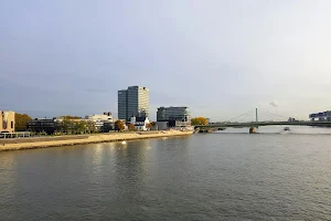 Rheinpromenade Köln-Deutz image