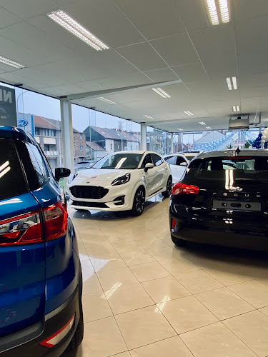 Beoordelingen van ETS SAVARINO SA Ford- Car dealer in Charleroi - Motorzaak