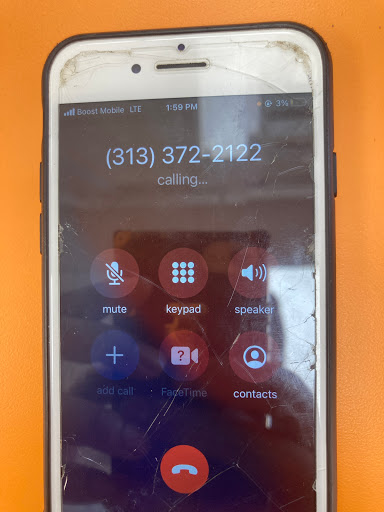 Cell Phone Store «Cellular Repair Center Inc, IPHONE & ANDROID REPAIRS», reviews and photos, 1405 W 14 Mile Rd, Madison Heights, MI 48071, USA
