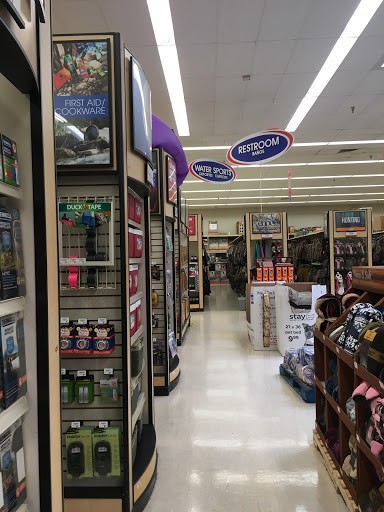 Sporting Goods Store «Academy Sports + Outdoors», reviews and photos, 7513 N Interstate Hwy 35, Austin, TX 78752, USA