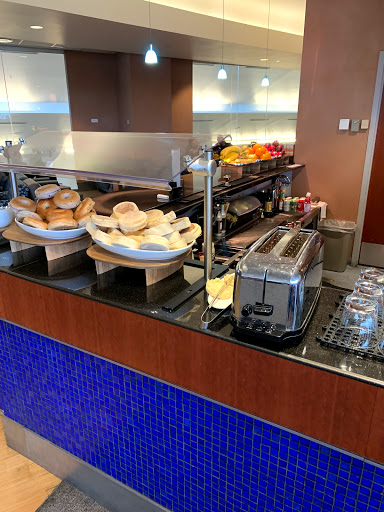 Lounge «The Club at SEA - Concourse A», reviews and photos, 11 Air Cargo Rd, SeaTac, WA 98158, USA