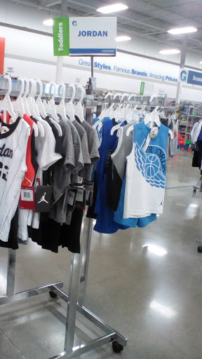 Clothing Store «Burlington Coat Factory», reviews and photos, 3455 Towne Blvd, Middletown, OH 45005, USA