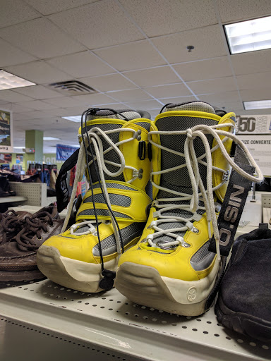 Thrift Store «Goodwill Store & Donation Center», reviews and photos