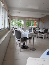 Atmosphère du Restaurant Le Val Moret à Magnant - n°6