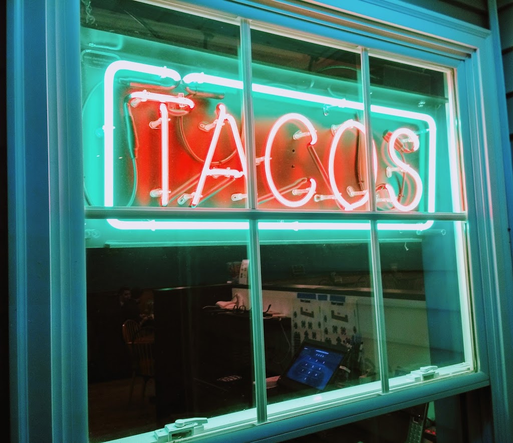 Uno Mas Mexican Style Grill & Tap House Farmington, ME 04938 Menu