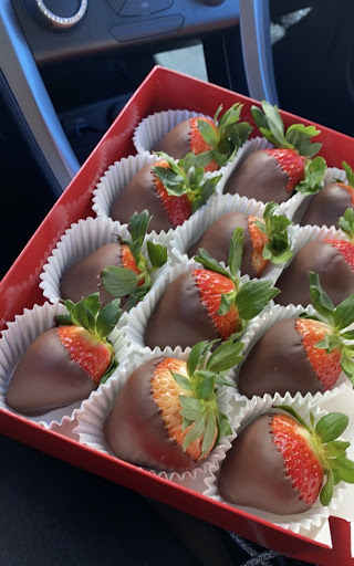 Gift Shop «Edible Arrangements», reviews and photos, 721 Keller Pkwy STE 104, Keller, TX 76248, USA