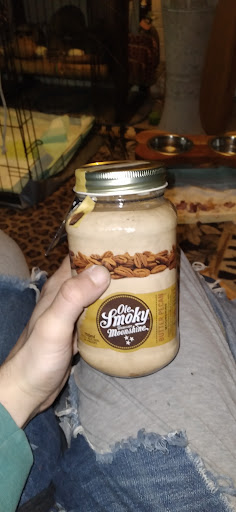 Liquor Store «Roof Brothers Wine & Liquors», reviews and photos, 3145 Park Ave, Paducah, KY 42001, USA