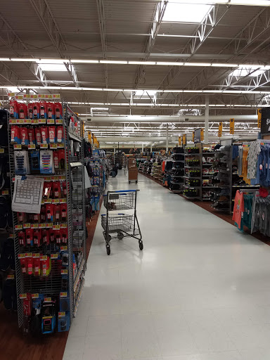 Department Store «Walmart Supercenter», reviews and photos, 4115 E Lincoln Way, Sterling, IL 61081, USA
