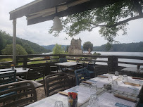 Atmosphère du Restaurant français Relais Valcastel à Lanobre - n°4