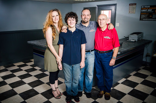 Mechanic «Collins Automotive», reviews and photos, 11814 Champion Forest Dr, Houston, TX 77066, USA