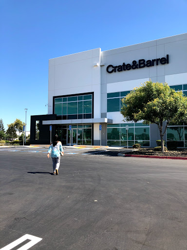 Crate and Barrel Furniture Clearance Center, 1705 N Chrisman Rd, Tracy, CA 95304, USA, 