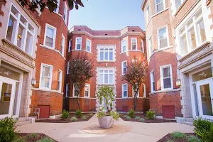 Mac Properties - Saint Louis Apartments image