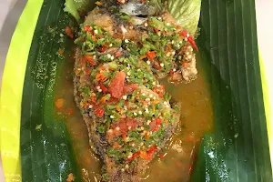 Ayam Bakar Moro Tresno image