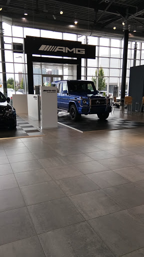 Mercedes Benz Dealer «Mercedes-Benz of Bellevue», reviews and photos, 11850 Bel-Red Rd, Bellevue, WA 98005, USA