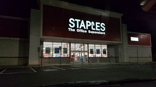 Office Supply Store «Staples», reviews and photos, 8168 Elliott Rd #1, Easton, MD 21601, USA