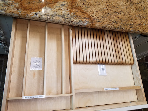 Cabinet Maker «Canyon Creek Cabinet Company», reviews and photos, 16726 Tye St SE, Monroe, WA 98272, USA