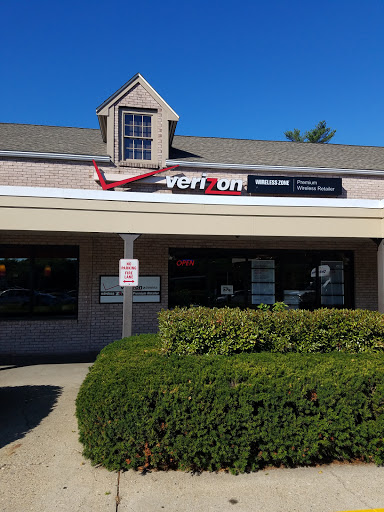 Cell Phone Store «Verizon Authorized Retailer - Wireless Zone», reviews and photos, 438 W Grove St, Middleborough, MA 02346, USA